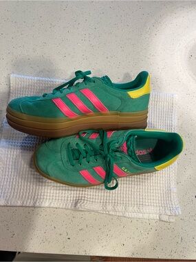 Adidas Gazelle Bold Platform Sneakers Green Pink Yellow Women’s 8.5